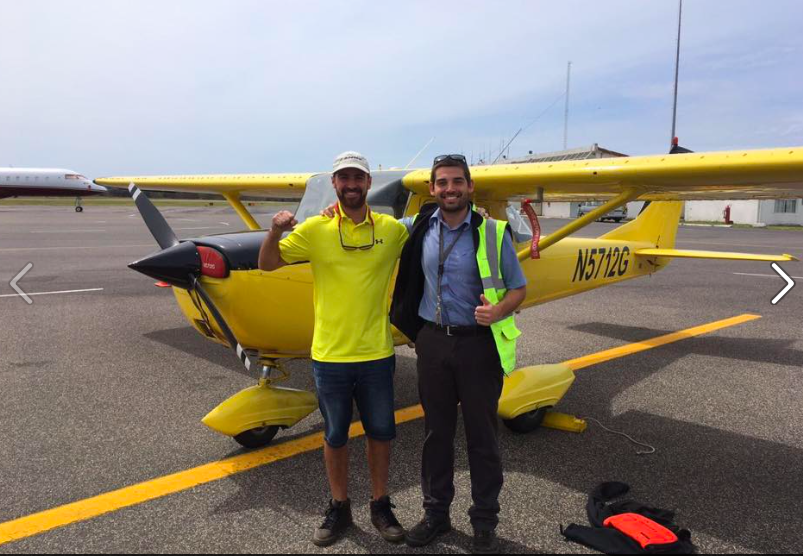 Ex-alumno trae su propio avión desde Estados Unidos a Uruguay